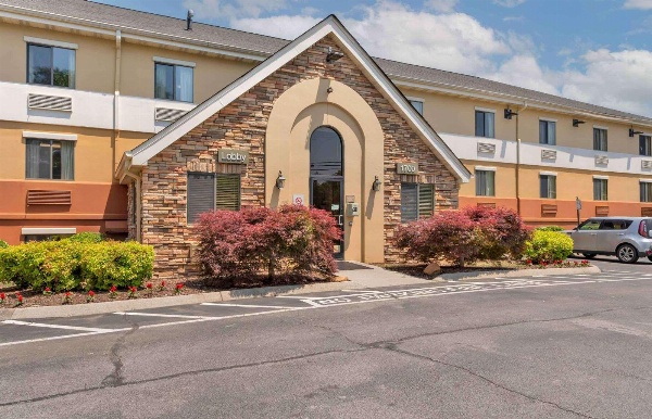 Extended Stay America Suites - Knoxville - West Hills image 1